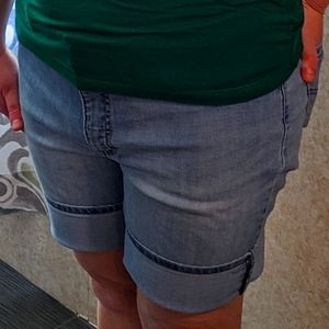 Juniors Lee riders denim mid-rise Bermuda shorts